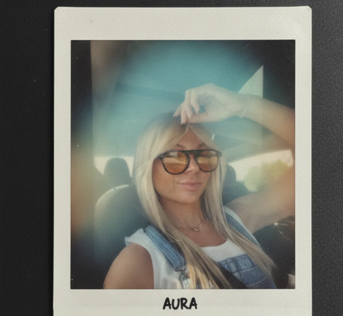 Jordan's second aura print, taken in a different room, cyan signal
